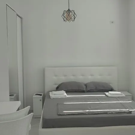 Апартаменты Golem Apartment Голем