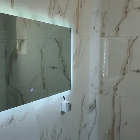Апартаменты Golem Apartment