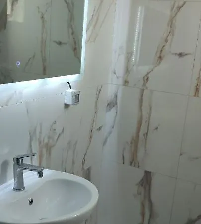 Апартаменты Golem Apartment