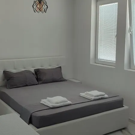Golem Apartment Голем