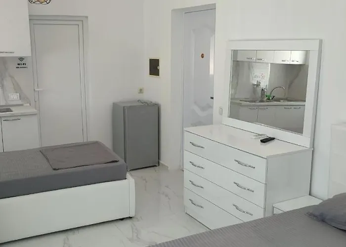 Апартаменты Golem Apartment Голем