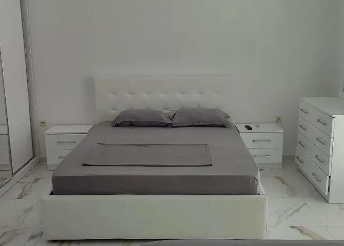 Golem Apartment Golem (Tirana)