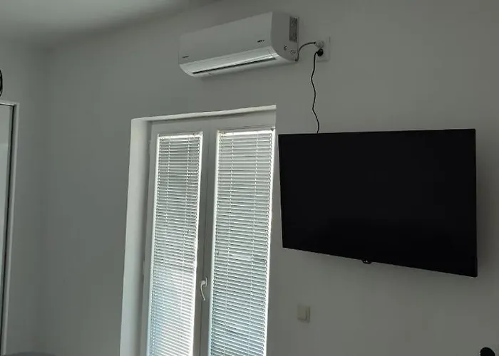 Golem Apartment * Golem (Tirana)